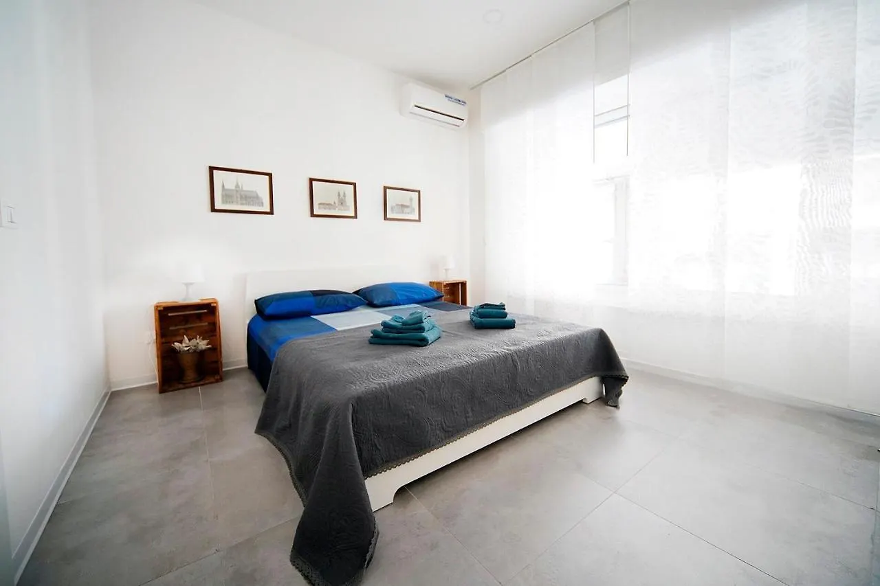 Apartament Casa4Casa Palermo 0*,  Włochy